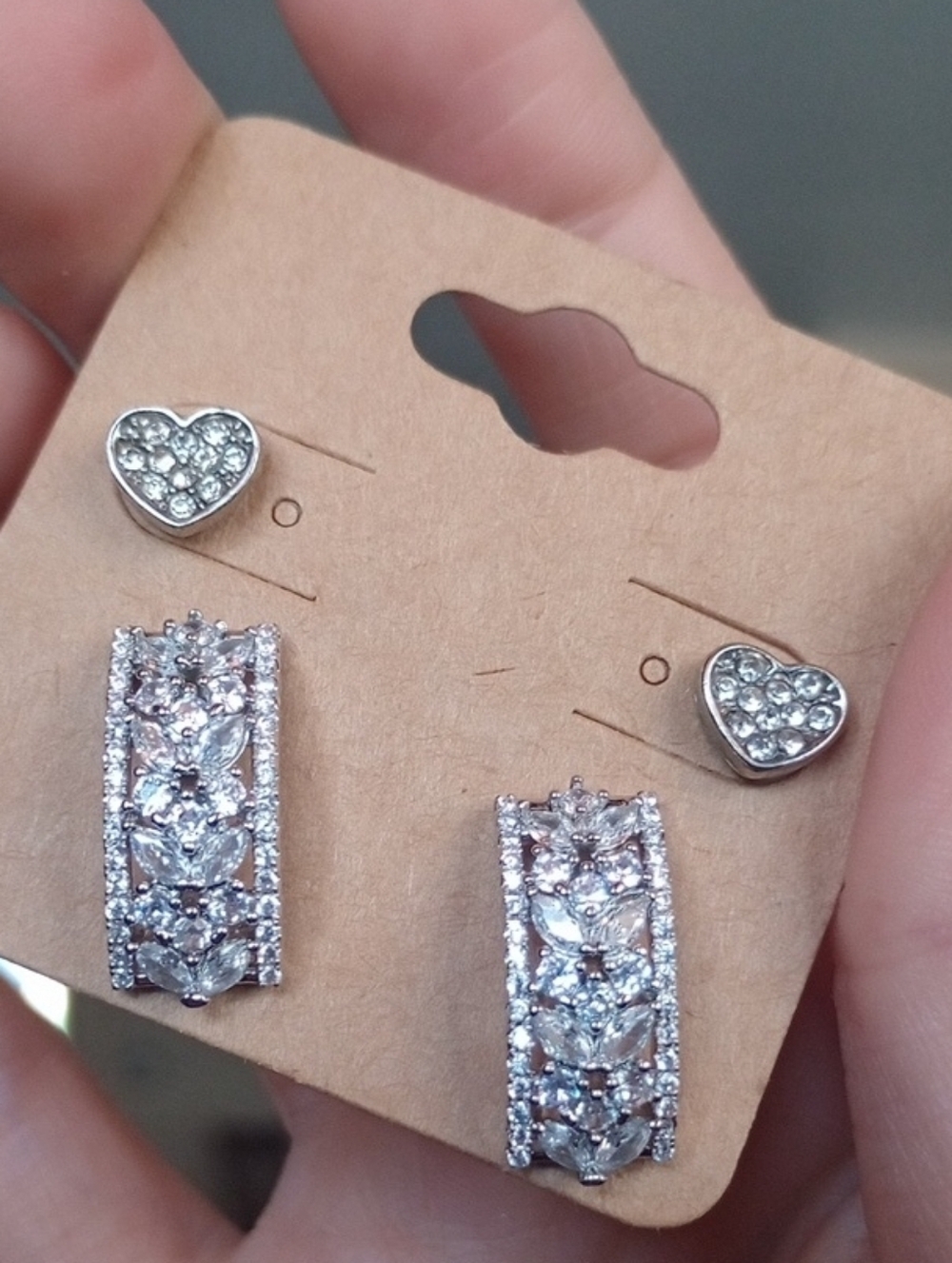 ♥️I Individually $10 Or Bundle 5/$20 Silver Sparkling Earrings Set